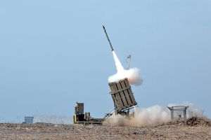 Israelul anunţă că a atacat suburbiile sudice ale Beirutului